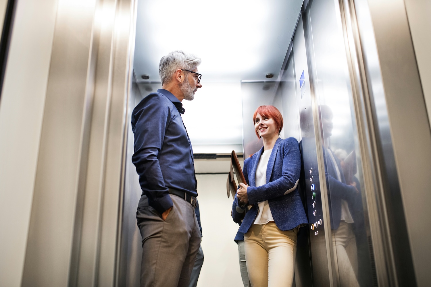 Want to know how much it costs to install an elevator in an apartment building? We'll tell you here. Actual price updated as of 2026.