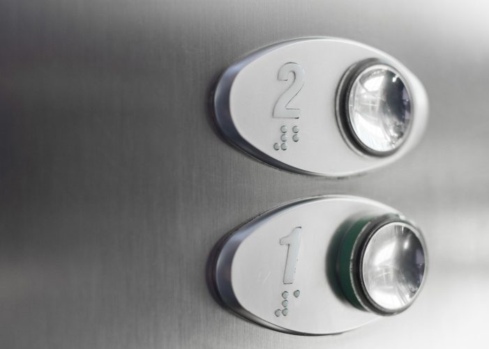 elevator-buttons-with-braille-numbers